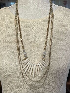 Layered Howlite Spike Gold Tone Necklace Set